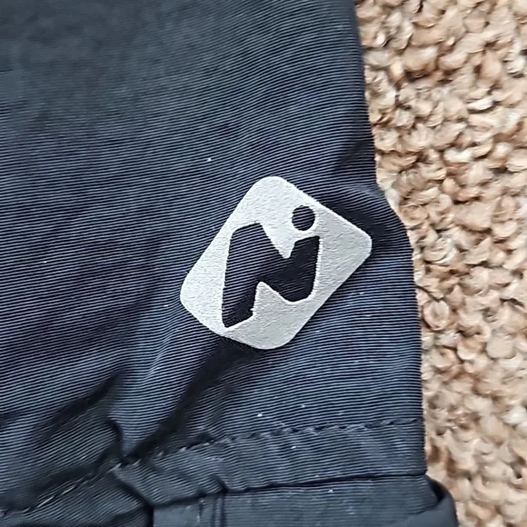 Men's Shirt - Picture 9 of 16